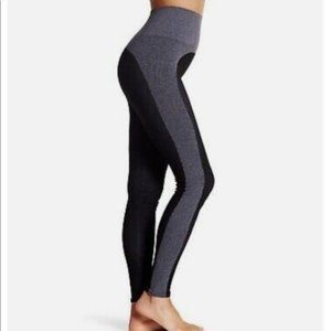 SPANX Seamless Marled Gray & Black Leggings